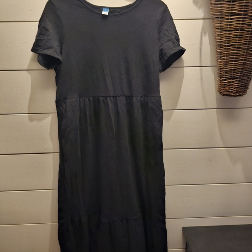 Old Navy Black Midi Dress
